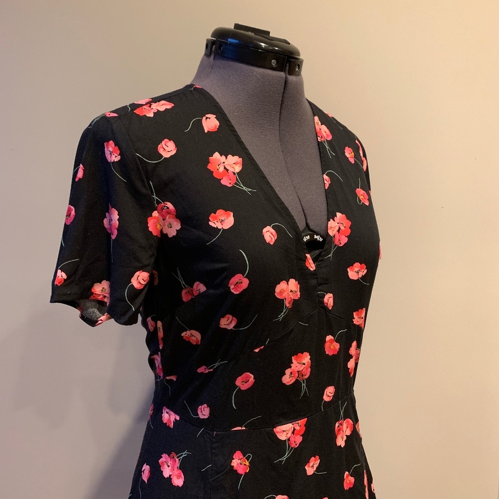 NWT Gap dress with sweet floral print